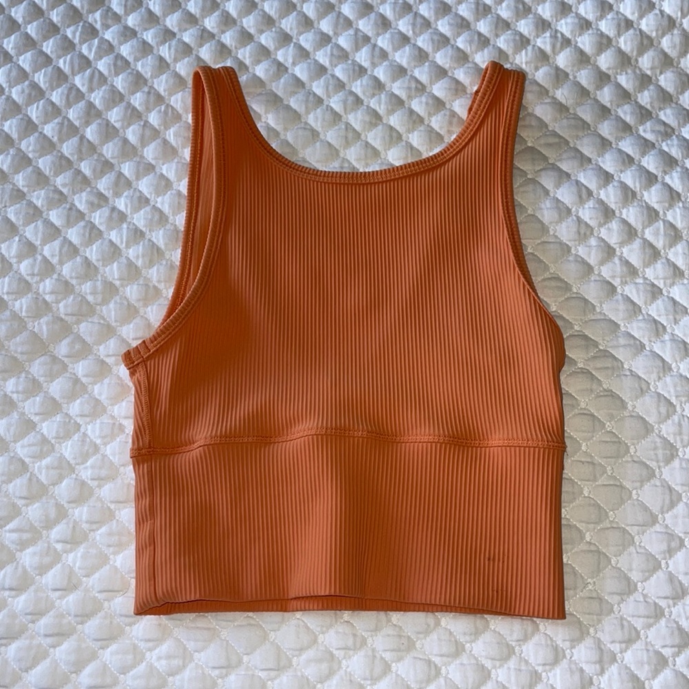 Lululemon crop tank